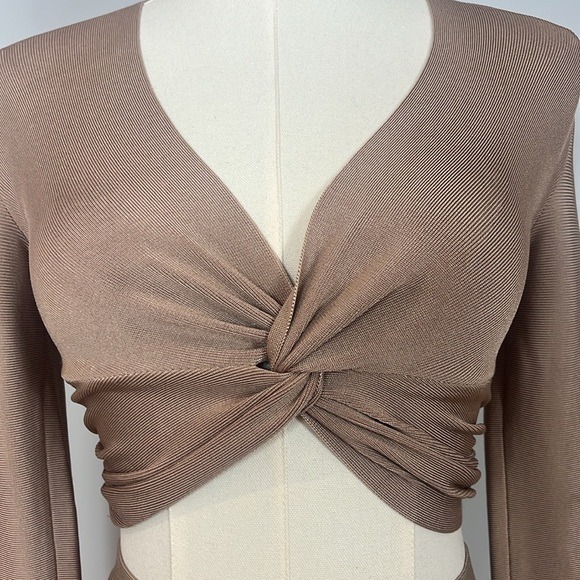 House of CB Giannelli Bandage Skirt and Matching Top - Picture 10 of 17